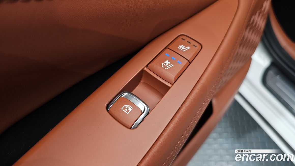 Kia K8 2025