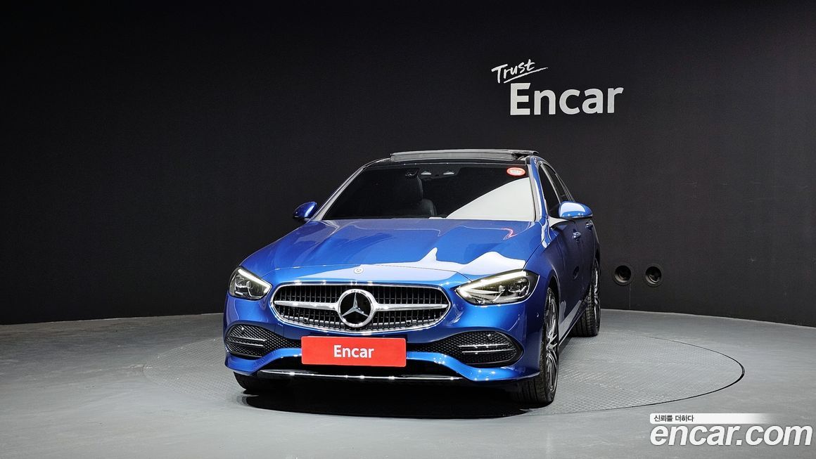 Mercedes-Benz C-Class 2022
