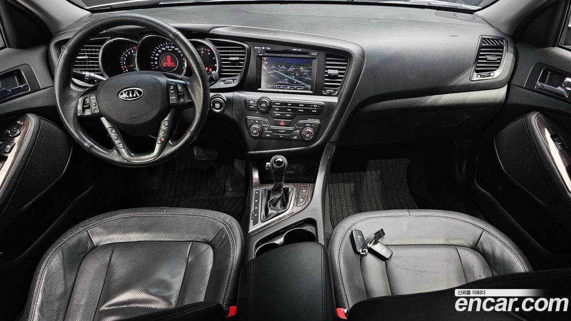 Kia K5 2011