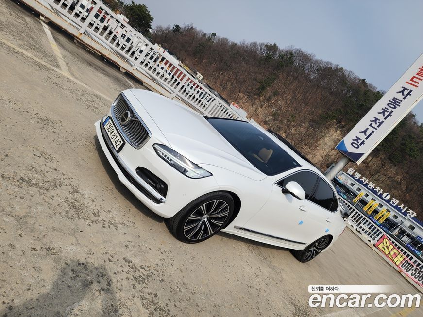 Volvo S90 2022