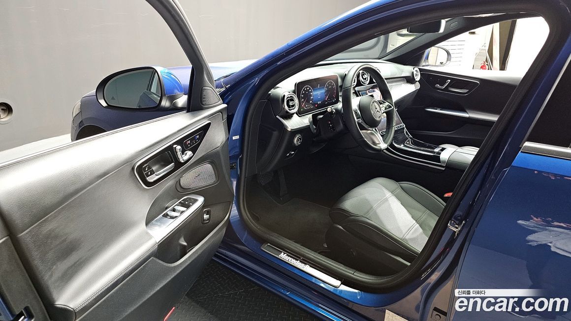 Mercedes-Benz C-Class 2022
