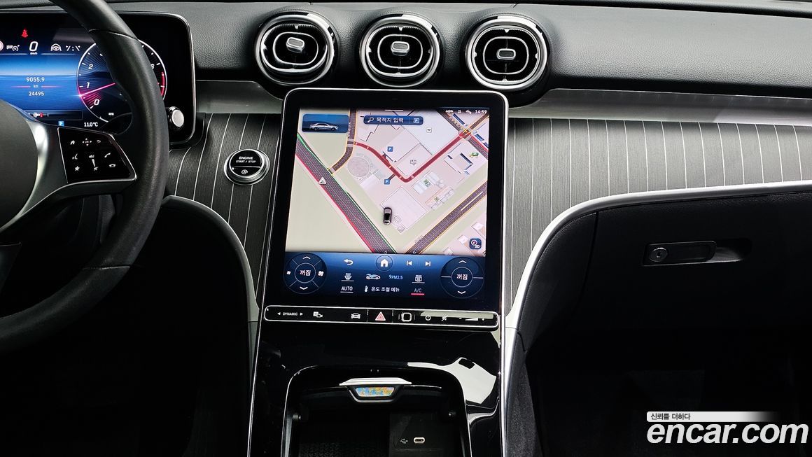 Mercedes-Benz C-Class 2022