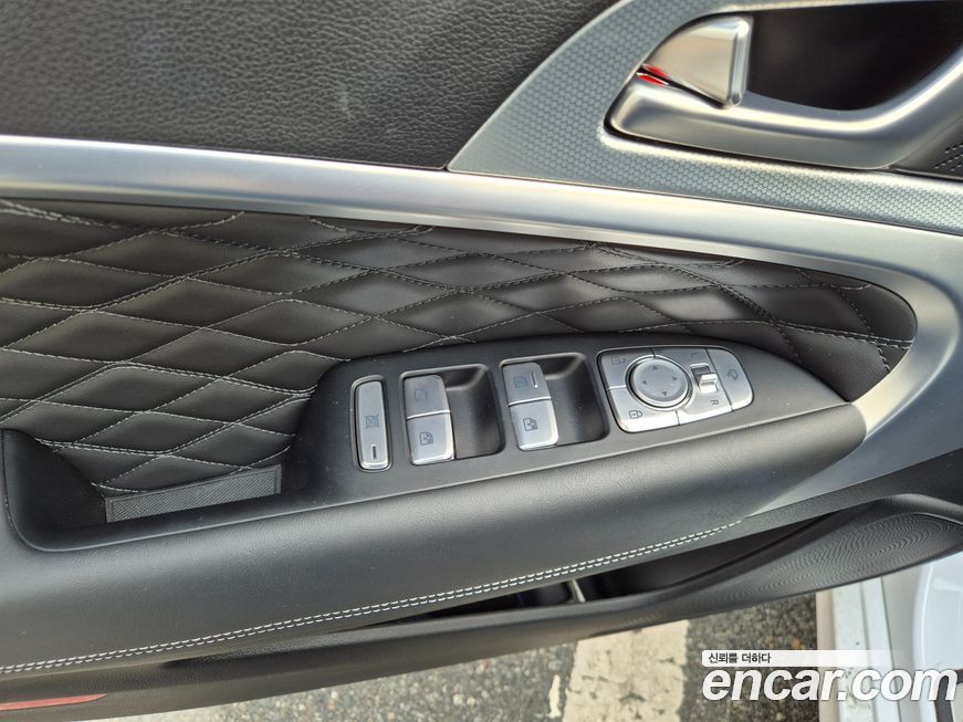 Genesis G70 2024