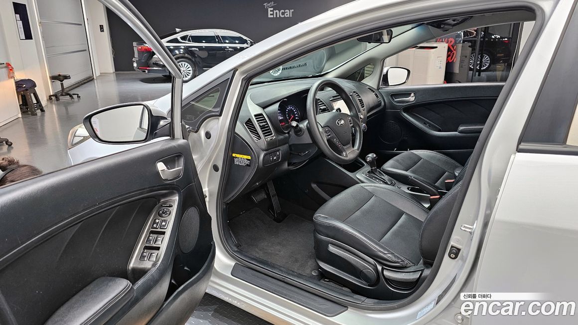 Kia K3 2015