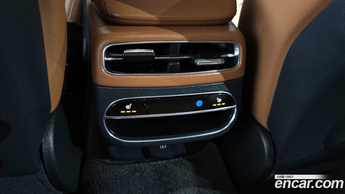 Genesis GV70 2021