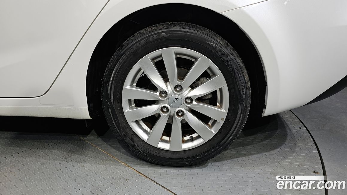 Kia K3 2015