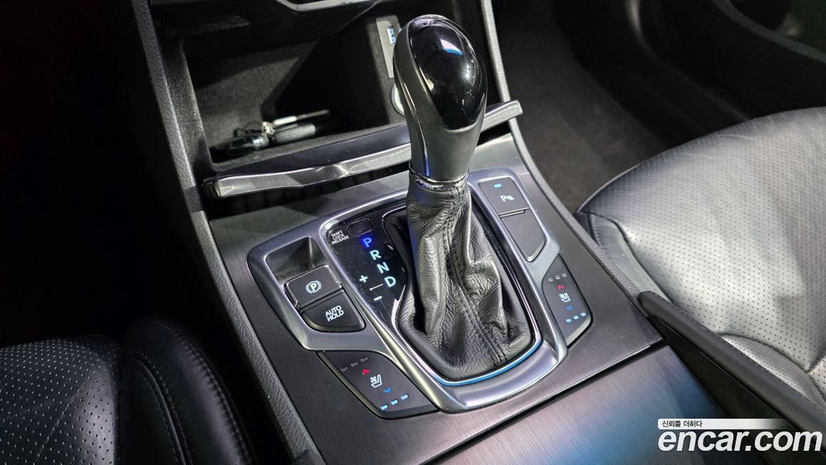 Hyundai Grandeur 2016