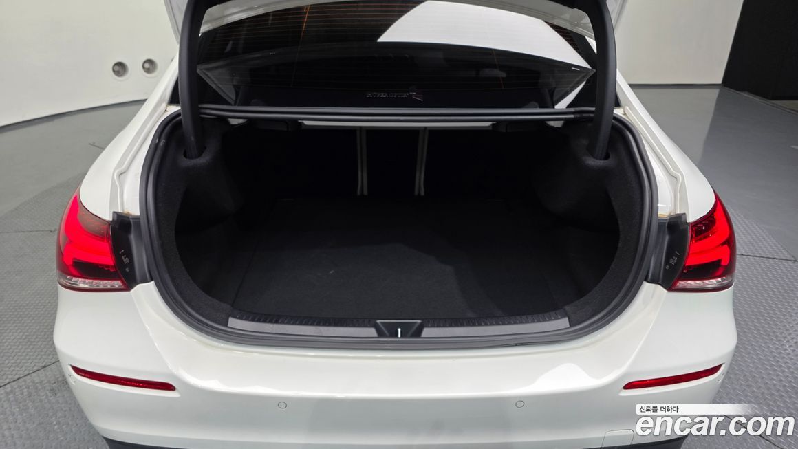 Mercedes-Benz A-Class 2023