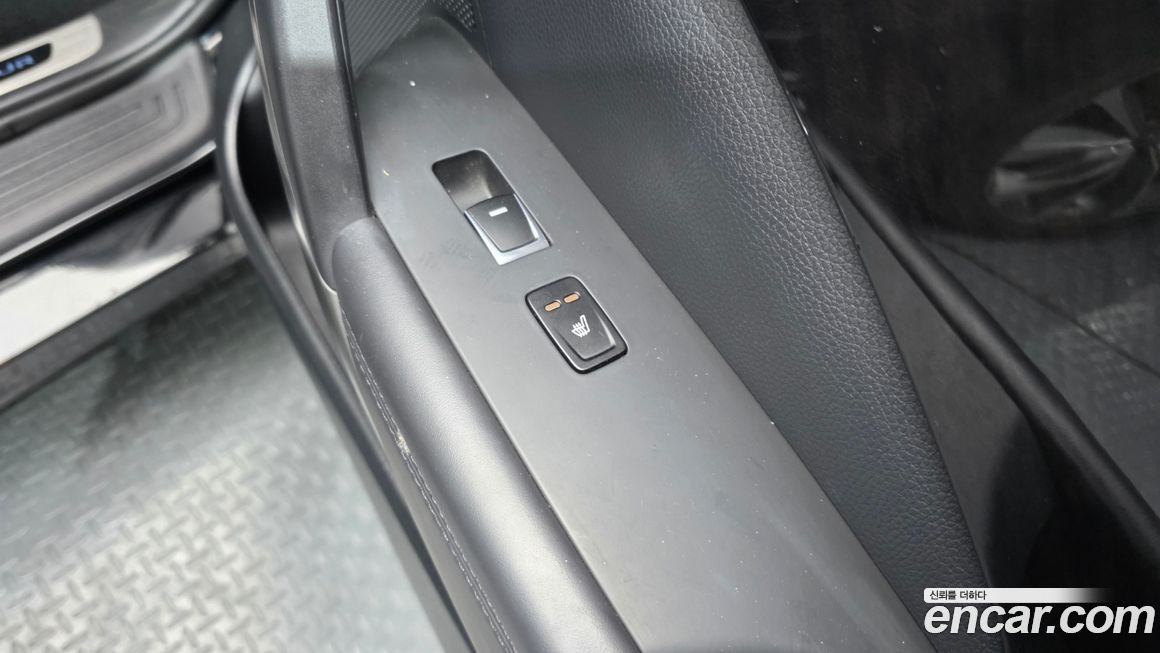 Hyundai Grandeur 2016