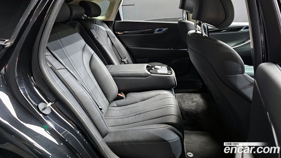 Genesis G80 2023