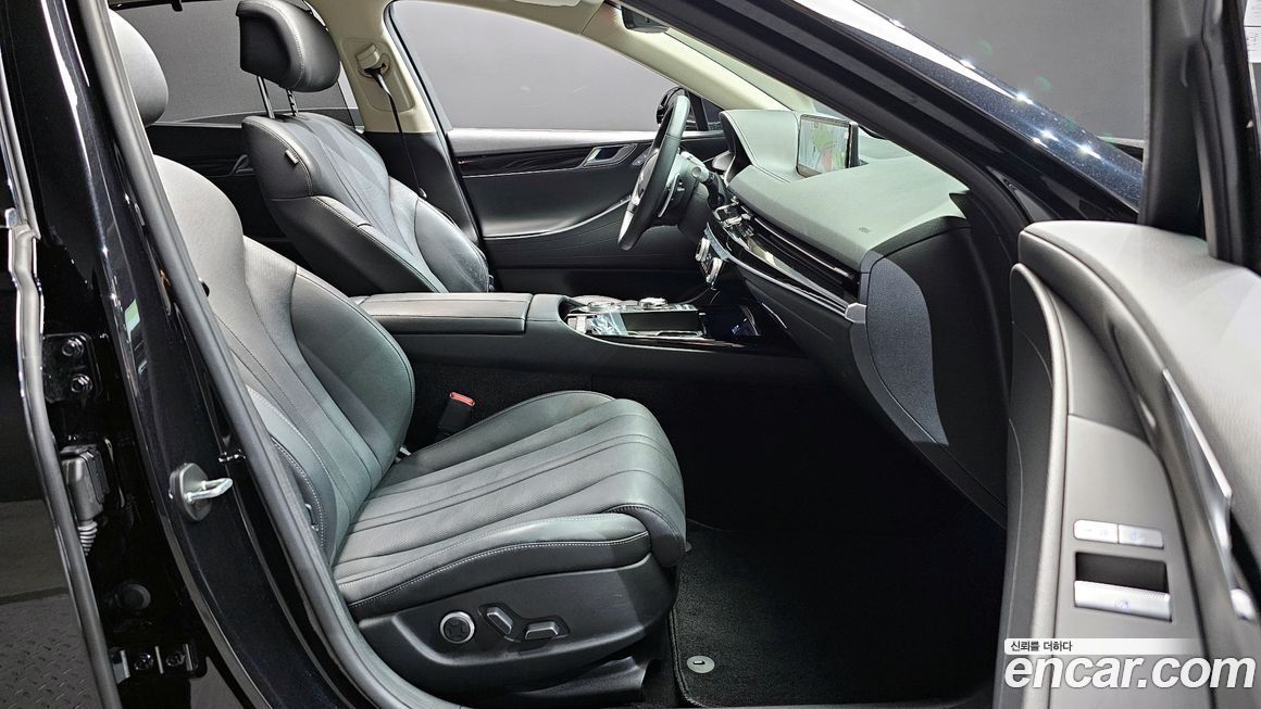 Genesis G80 2023