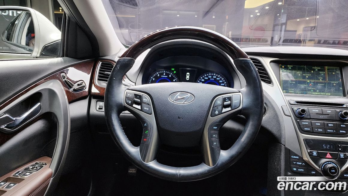 Hyundai Grandeur 2014