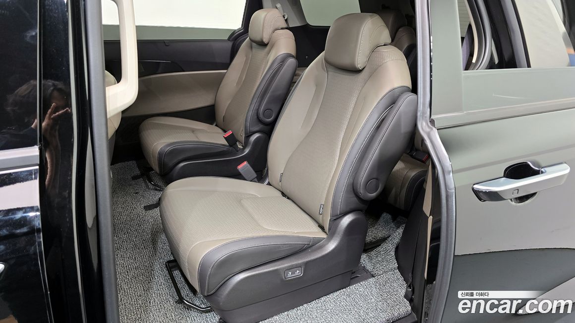 Kia Canival 2024