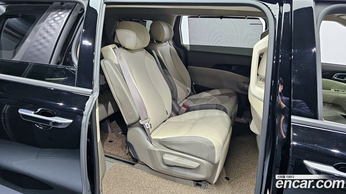 Kia Canival 2025
