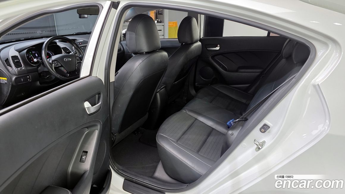 Kia K3 2018