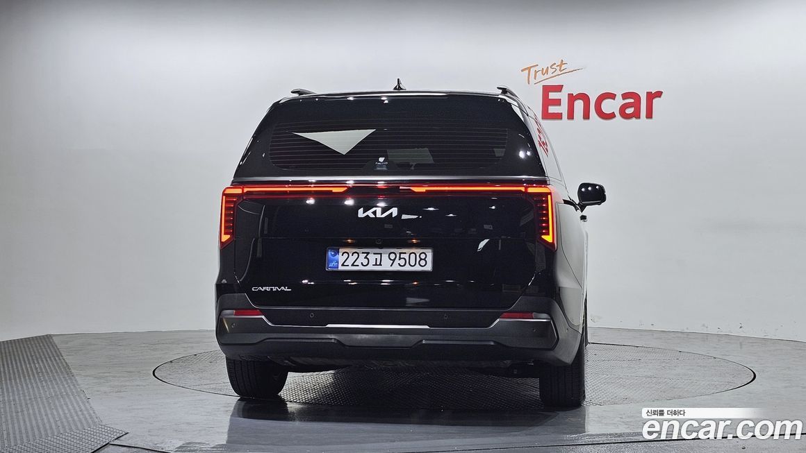 Kia Canival 2025