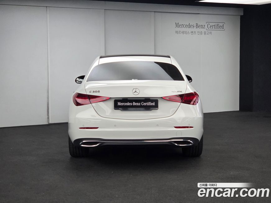 Mercedes-Benz C-Class 2024