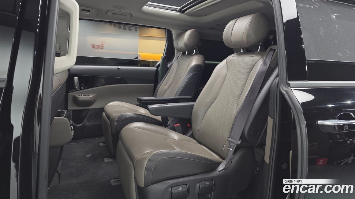 Kia Canival 2024