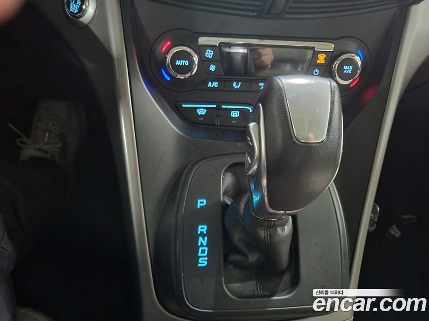Ford Kuga 2016