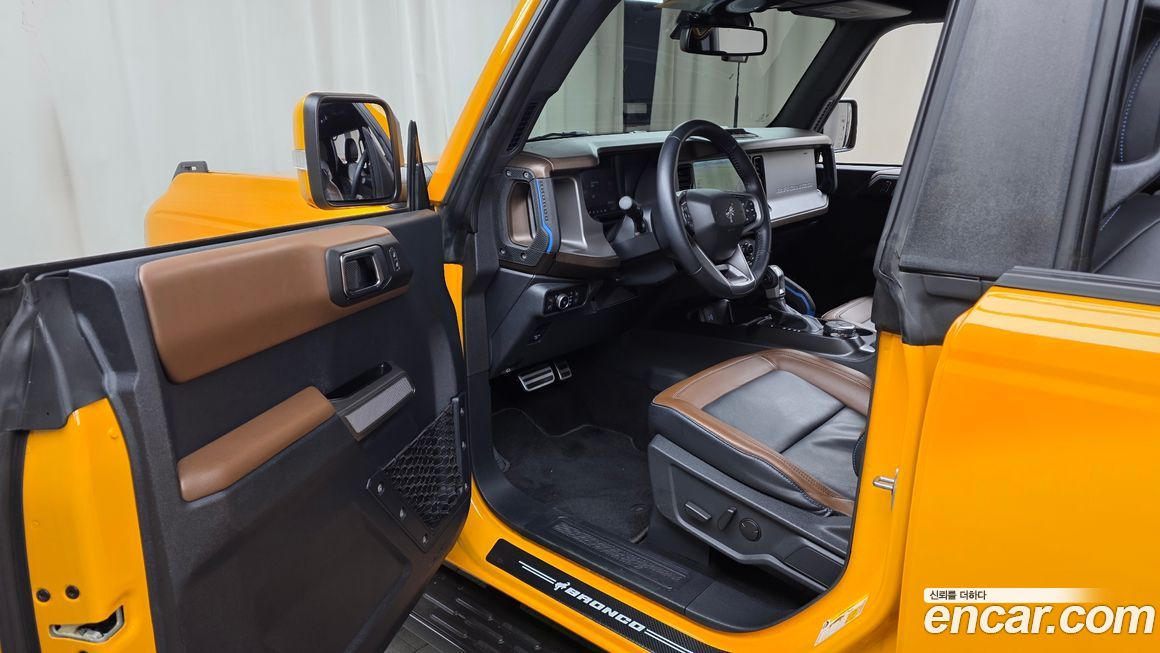 Ford Bronco 2022