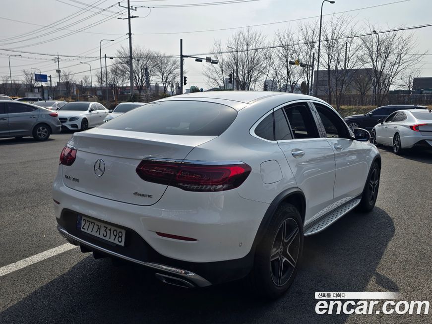 Mercedes-Benz GLC-Class 2023