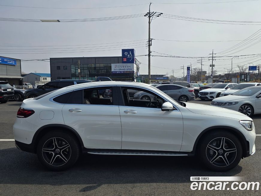 Mercedes-Benz GLC-Class 2023