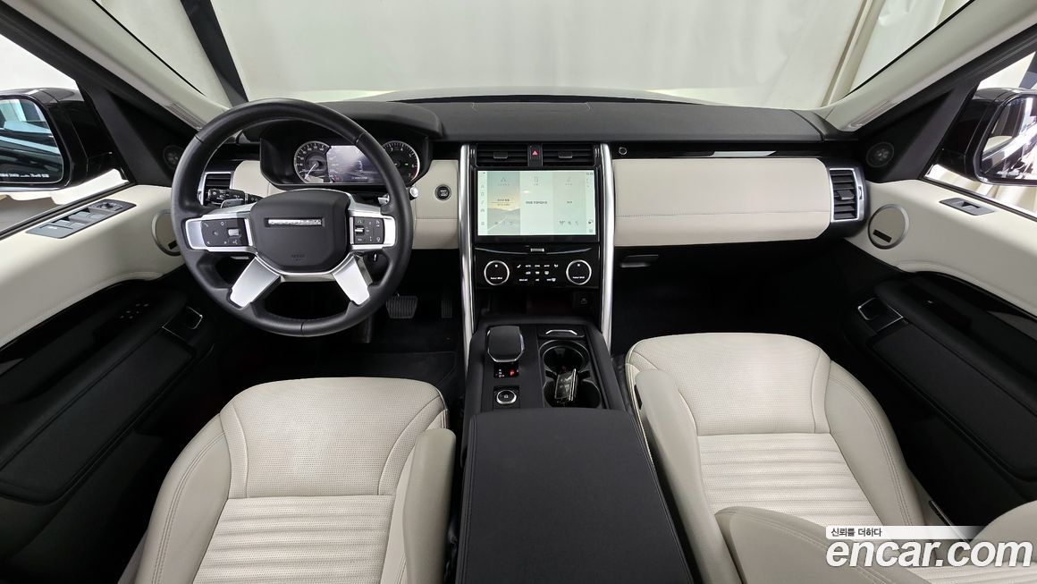 Land Rover Discovery 2023