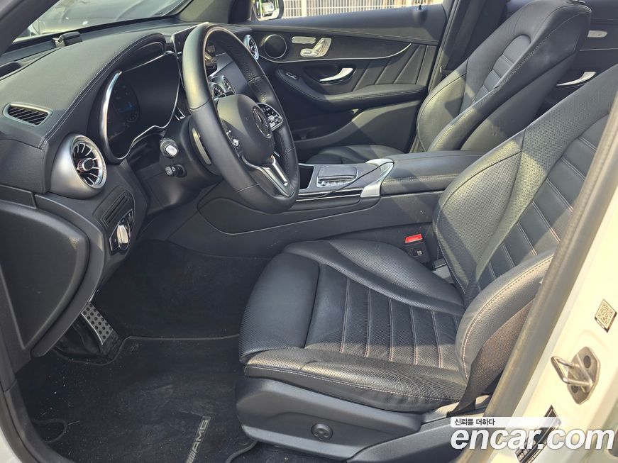 Mercedes-Benz GLC-Class 2023