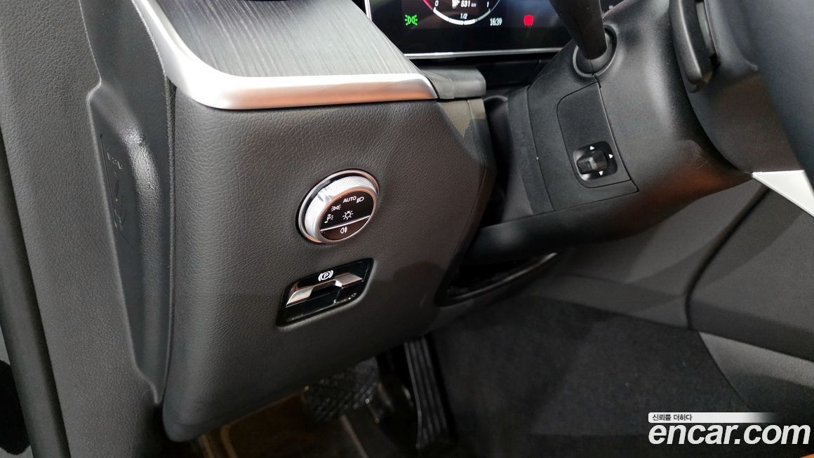 Mercedes-Benz GLC-Class 2024