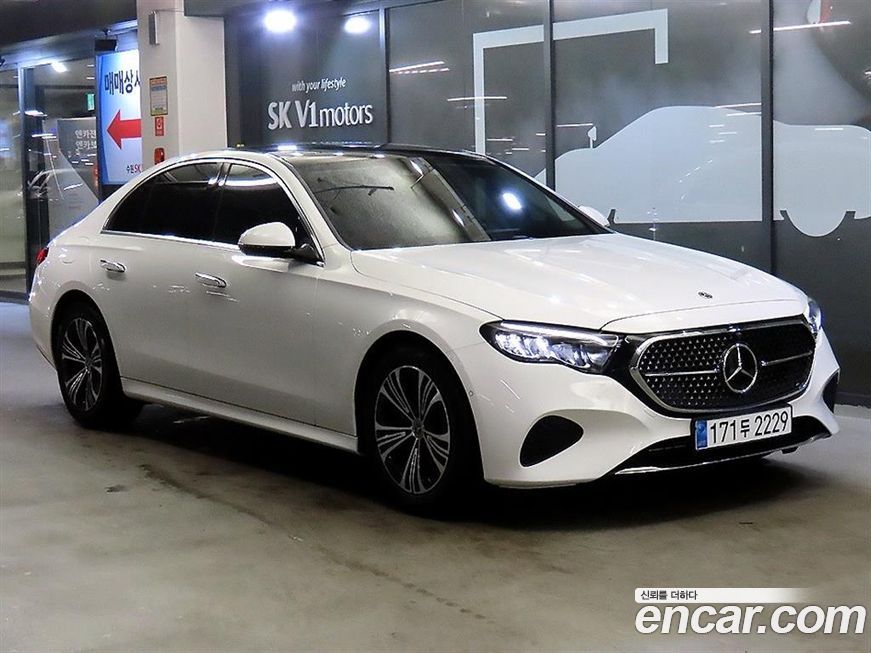 Mercedes-Benz E-Class 2025