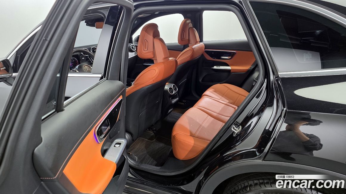 Mercedes-Benz GLC-Class 2024