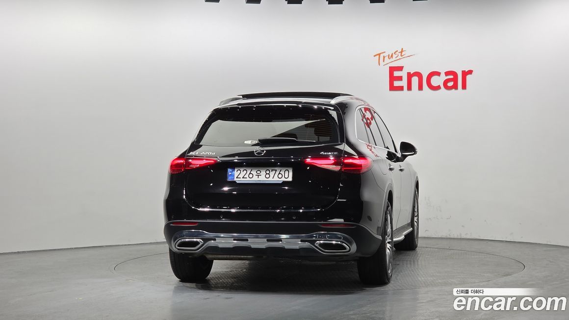 Mercedes-Benz GLC-Class 2024