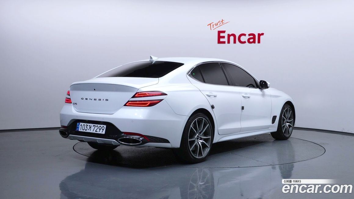 Genesis G70 2024