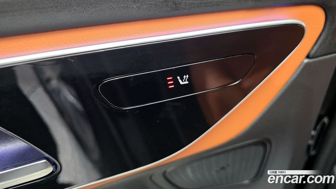 Mercedes-Benz GLC-Class 2024