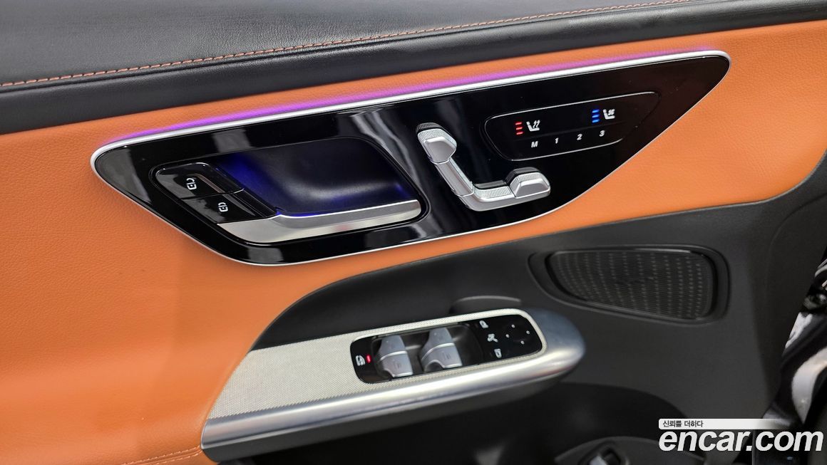 Mercedes-Benz GLC-Class 2024