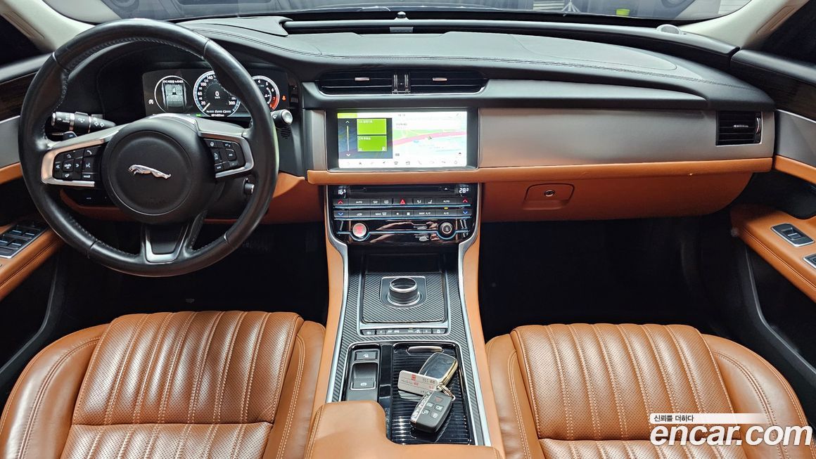 Jaguar XF 2018
