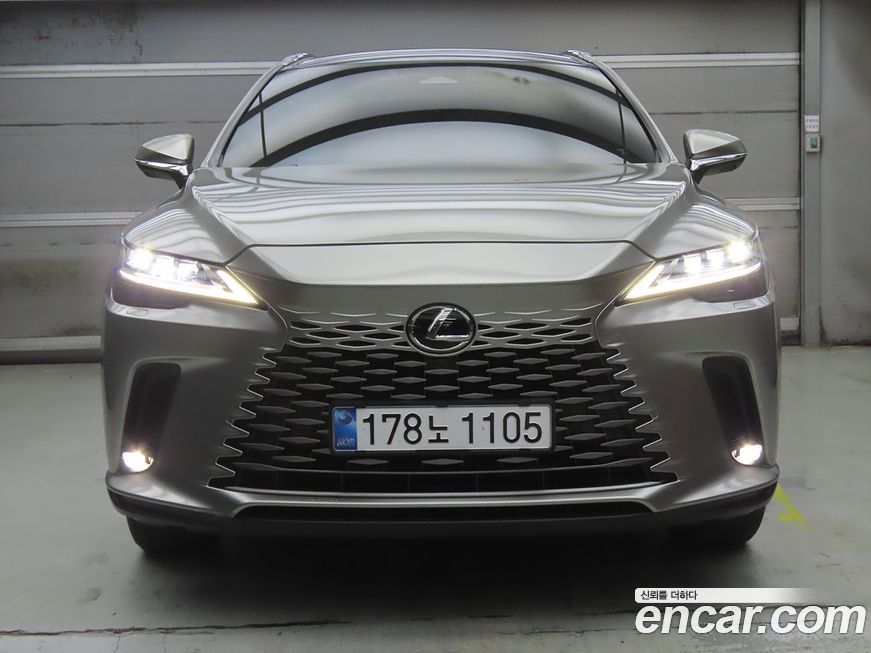 Lexus RX 2024