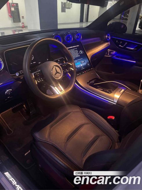 Mercedes-Benz GLC-Class 2025