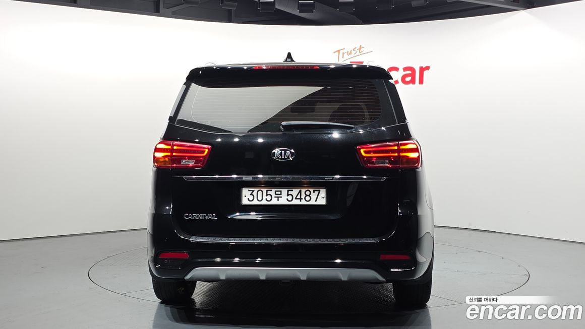 Kia Canival 2019