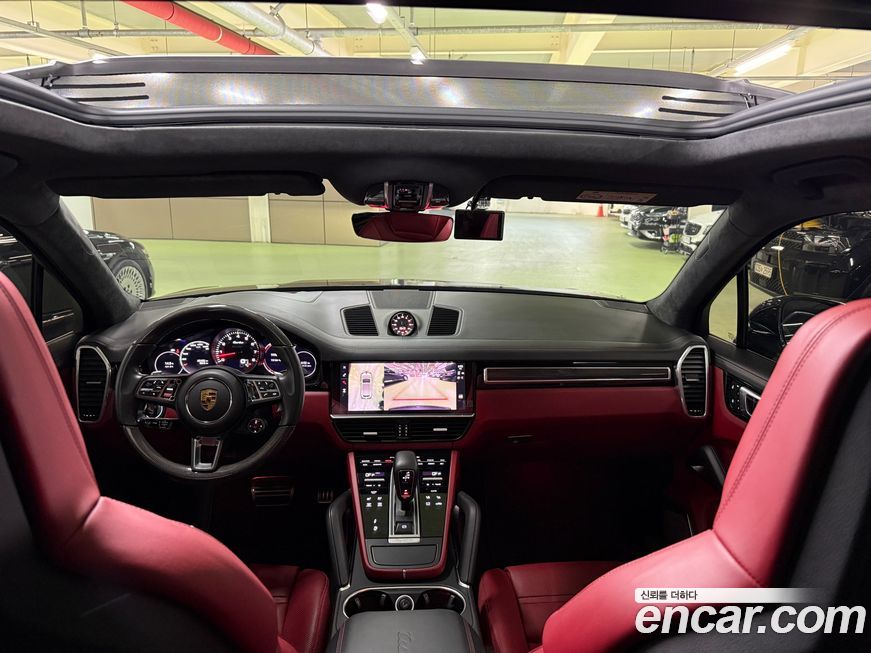 Porsche Cayenne 2022