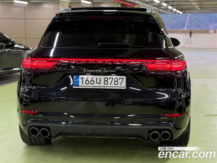 Porsche Cayenne 2022