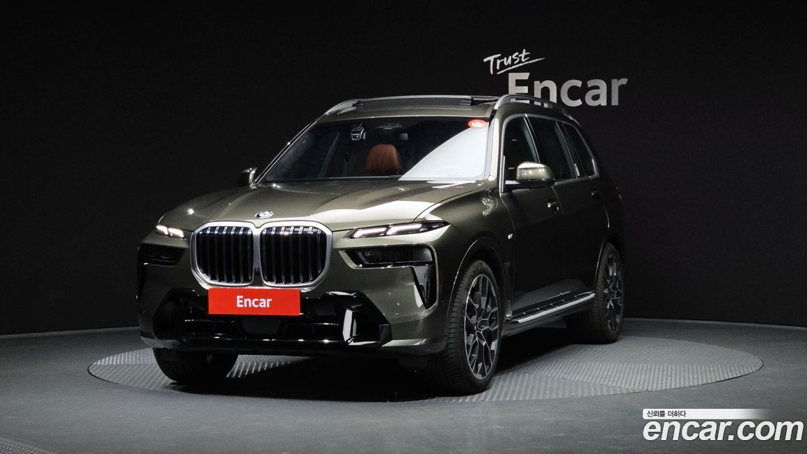 BMW X7 2025