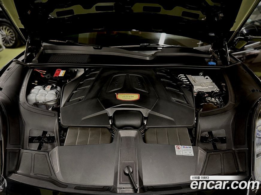 Porsche Cayenne 2022