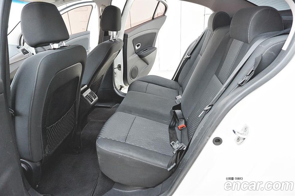 Renault-KoreaSamsung SM3 2010