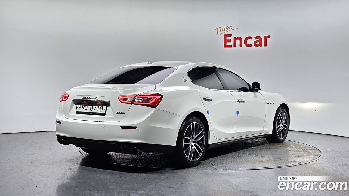 Maserati Ghibli 2016