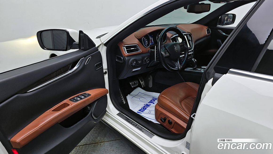 Maserati Ghibli 2016
