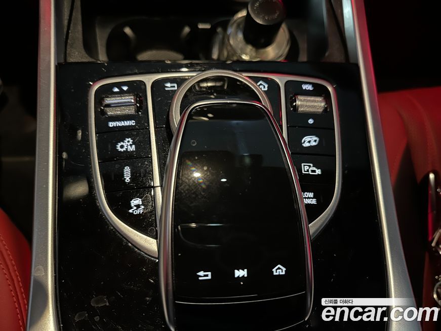 Mercedes-Benz G-Class 2020