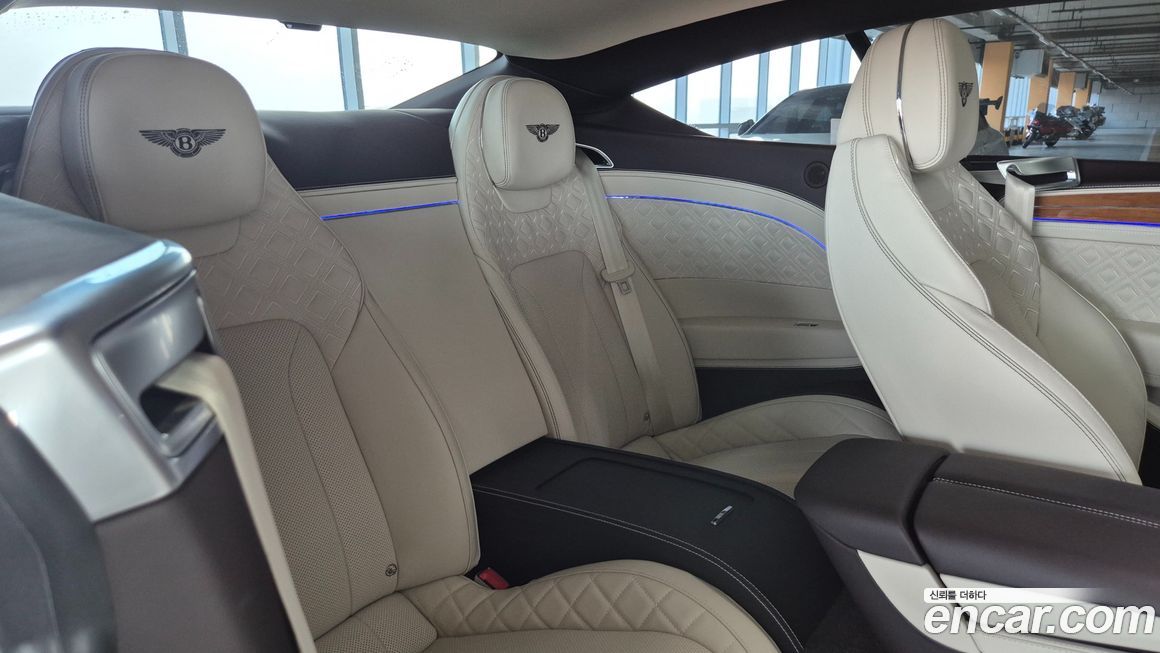 Bentley Continental 2023