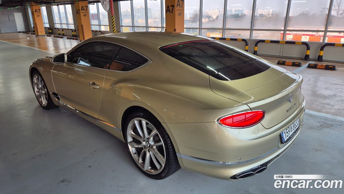 Bentley Continental 2023
