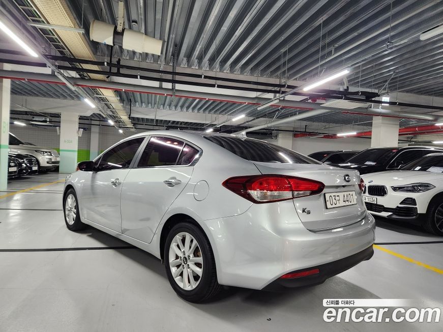 Kia K3 2016